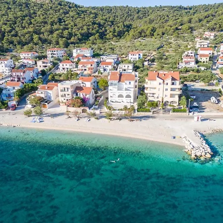 Arijana 2 Apartman Slatine