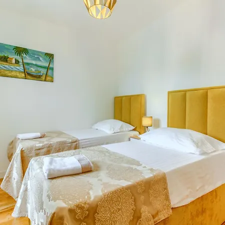 Apartman Arijana 2 *