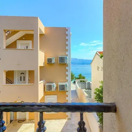 Arijana 2 Apartman Slatine