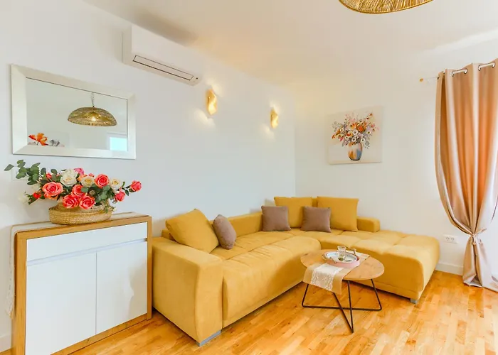 Apartment Arijana 2 *