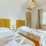 아파트 Arijana 2 *
