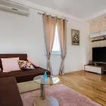 Arijana 2 아파트